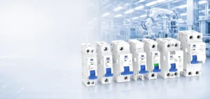 Low-voltage terminal electrical installation with breakers and protective wiring